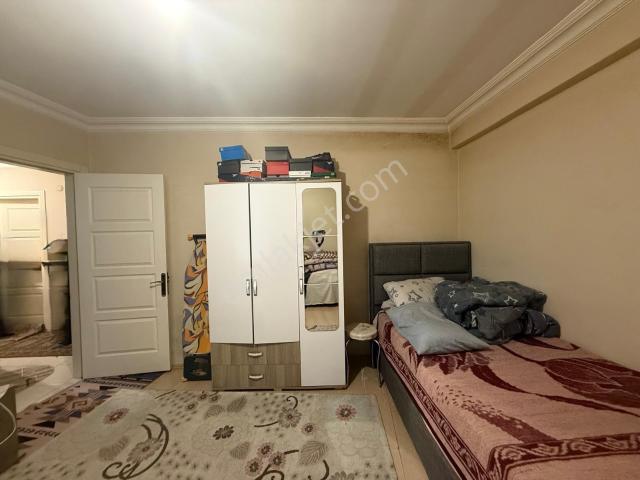 Osmangazi Mah. De 3+1 150 M2 İskanlı Yüksek Giriş Satılık Daire