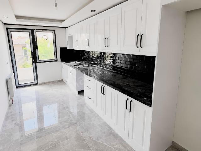 Osmangazi Mahallesinde Kiralık 3+1 Geniş Arakat