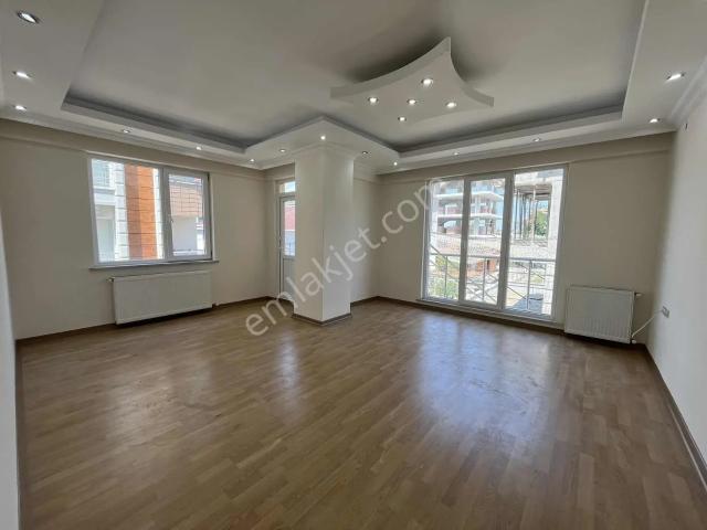 |osmanlı|devlet Hastahanesi Yakını Ara Kat Kiralık 2+1
