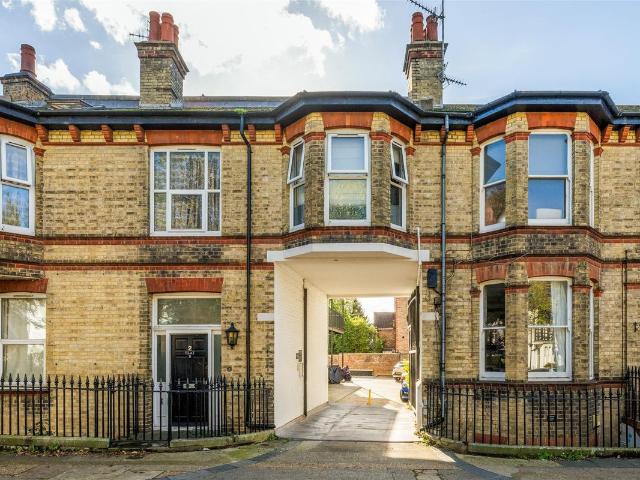 Osmond Road, Hove BN3, 2 bed flat to rent, £1,750 pcm | PrimeLocation