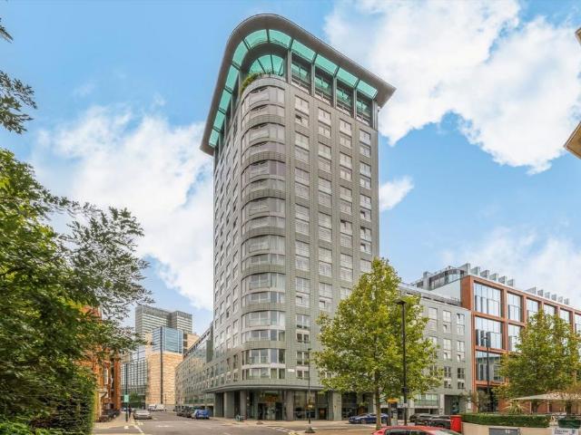 Osnaburgh Street, London NW1 1 bed flat to rent £2,700 pcm £623 pw
