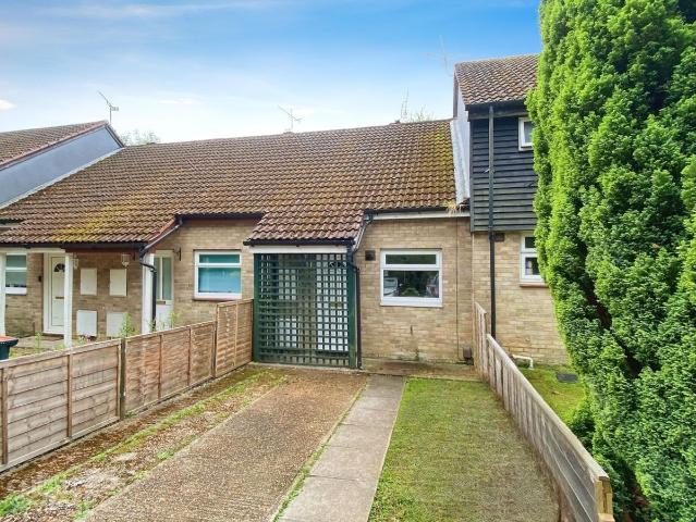 Osney Close, Crawley RH11, 1 bed terraced house to rent, £1,350 pcm | PrimeLocation