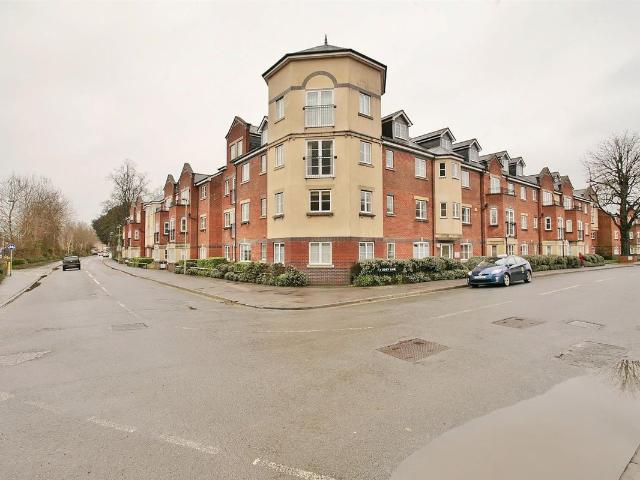 Osney Lane, Oxford OX1, 1 bed flat to rent, £1,650 pcm | PrimeLocation