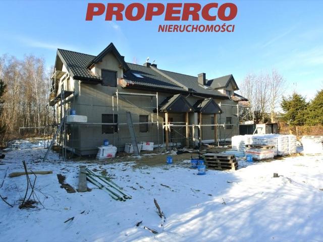 Sprzedam nowoczesny bliźniak 130 m² w spokojnej okolicy