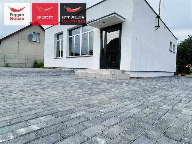Lokal handlowo usługowy w centrum Osowy z dużym potencjałem