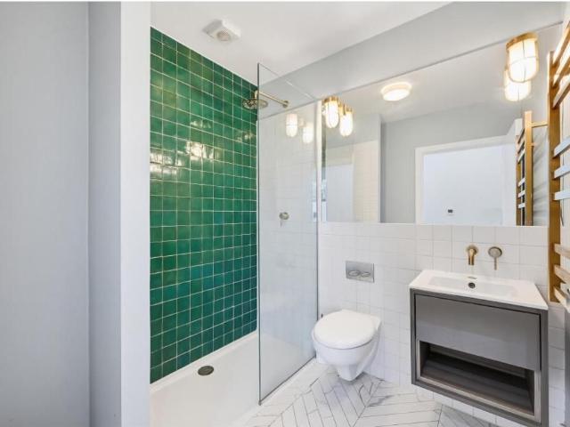 Osborn House, Osborn Terrace, Blackheath, Greenwich SE3, 2 bed flat to rent, £2,350 pcm | PrimeLocation