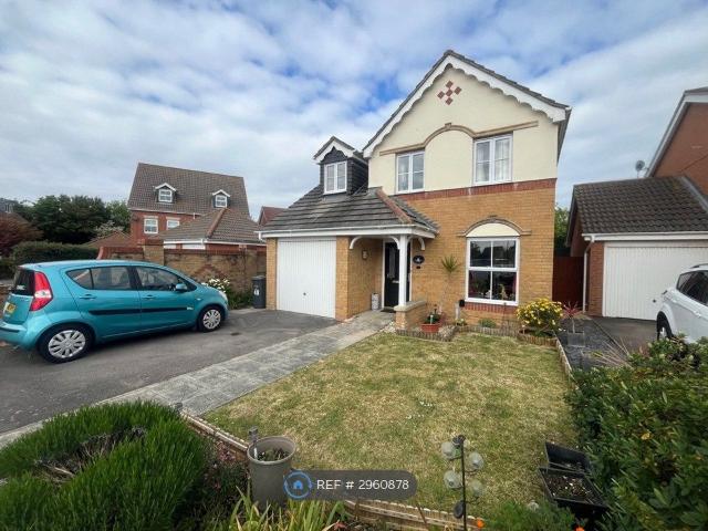 Osborne Heights, East Cowes PO32, 3 bed detached house to rent, £1,350 pcm | PrimeLocation
