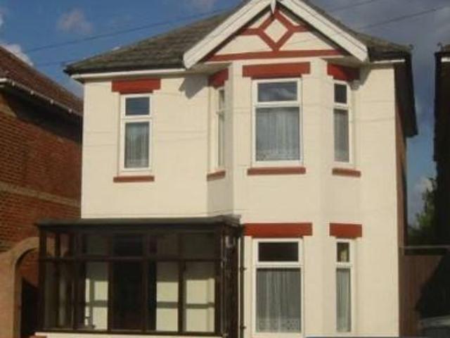 Osborne Road, Bournemouth, BH9 6 bed detached house to rent £3,510 pcm £810 pw