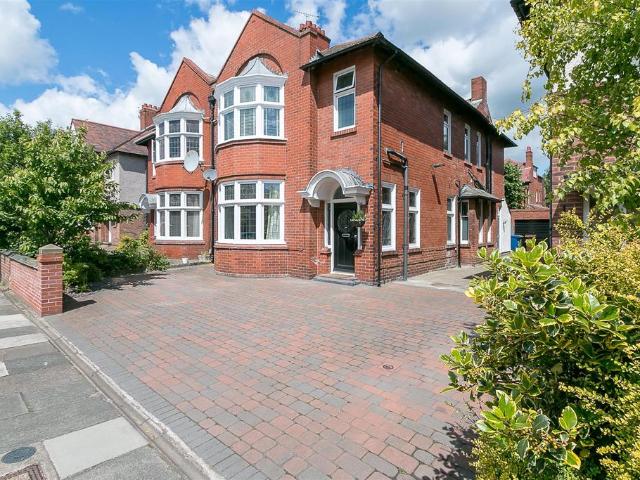 Osborne Road, Jesmond, Newcastle upon. 4 bed semi detached house to rent £2,750 pcm £635 pw