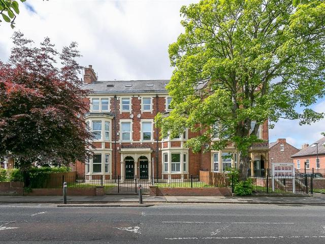 Osborne Road, Jesmond, Newcastle upon. 2 bed duplex to rent £1,650 pcm £381 pw