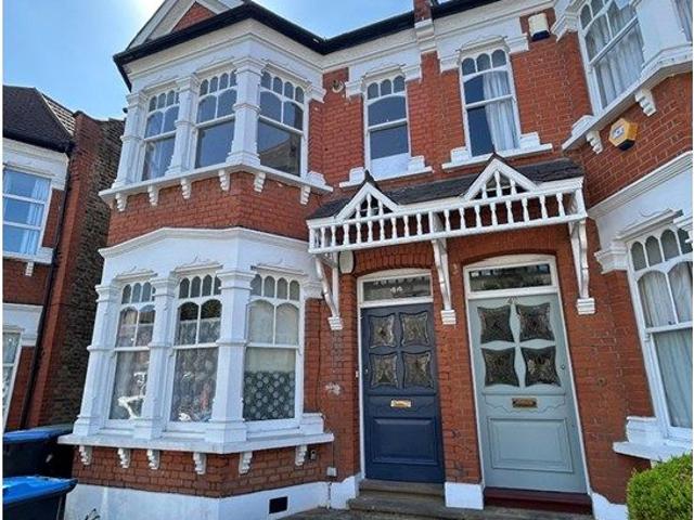 Osborne Road, London N13, 2 bed flat to rent, £1,800 pcm | PrimeLocation