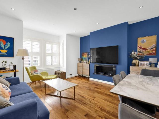 Osborne Road, London NW2, 3 bed flat to rent, £3,000 pcm | PrimeLocation