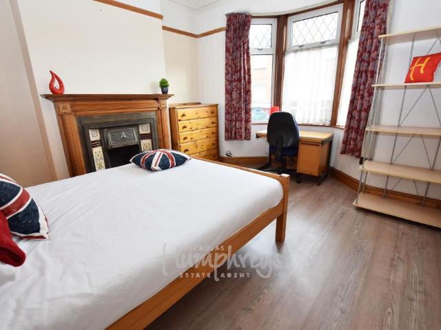 Osborne Road, Northampton NN2 1 bed in a house share to rent £390 pcm £90 pw