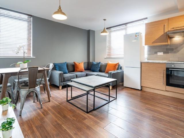 Osborne Road, Newcastle NE2, 5 bed flat to rent, £745 pppm | PrimeLocation
