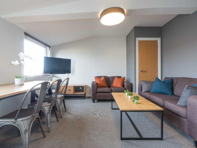 Osborne Road, Newcastle NE2, 5 bed flat to rent, £758 pppm | PrimeLocation