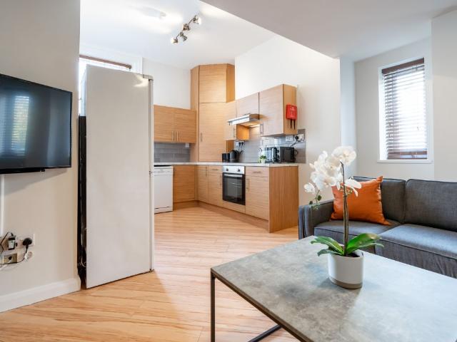 Osborne Road, Newcastle NE2, 3 bed flat to rent, £745 pppm | PrimeLocation