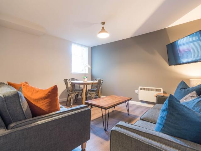 Osborne Road, Newcastle NE2, 3 bed flat to rent, £758 pppm | PrimeLocation
