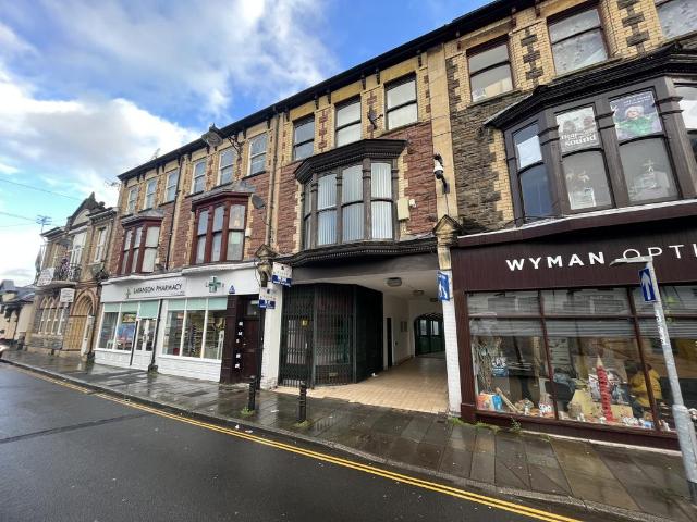 Osborne Road, PONTYPOOL, NP4 1 bed flat to rent £650 pcm £150 pw