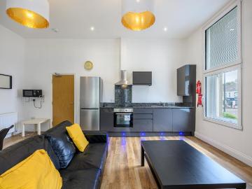 Osborne Terrace, Jesmond NE2 2 bed apartment to rent £1,560 pcm £360 pw