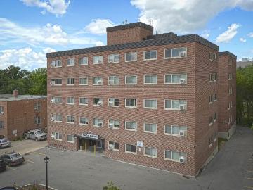 Osborne Village Apartments Oakton Manor Towers Realty Group