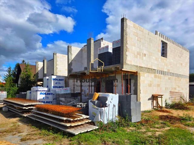 Przestronne 106 m² dwupoziomowe z ogródkiem i garażem