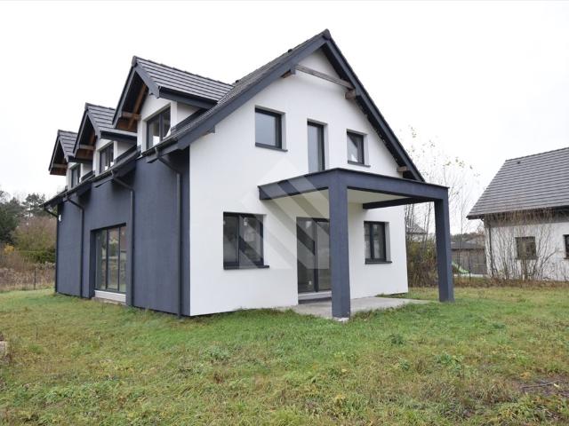 Nowoczesny dom 174m2 z tarasem i ogrodem w Osielsku