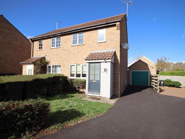 Osier Close, Ely CB7 2 bed semi detached house to rent £1,200 pcm £277 pw