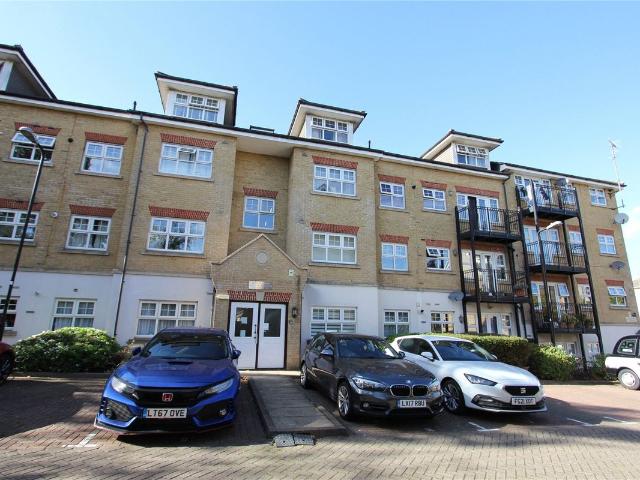 Osier Crescent, London N10, 2 bed flat to rent, £1,900 pcm | PrimeLocation