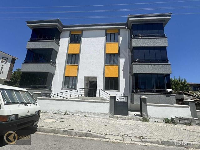 OSKAR EMLAK'TAN ARSLANLI MAHALLESİNDE SATILIK 2.5+1 DAİRE