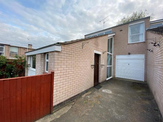 Oslo Gardens, Coventry CV2, 3 bed end terrace house to rent, £1,125 pcm | PrimeLocation