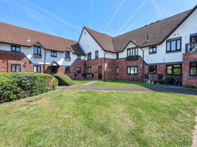Osprey Close, West Drayton UB7, 1 bed flat to rent, £1,300 pcm | PrimeLocation
