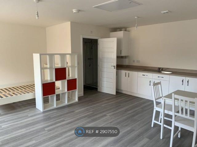 Osprey Drive, Cambridge CB2, Studio to rent, £1,350 pcm | PrimeLocation