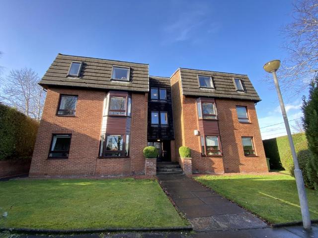 Ossian Road, Glasgow, G43 2 bed flat to rent £1,200 pcm £277 pw