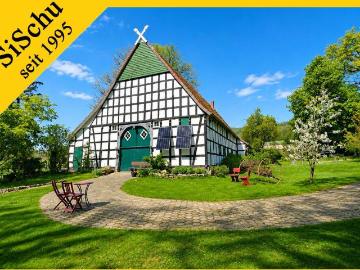 Ostwestfälisches Ständerhaus mit 17.700 m² Traumgrundstück