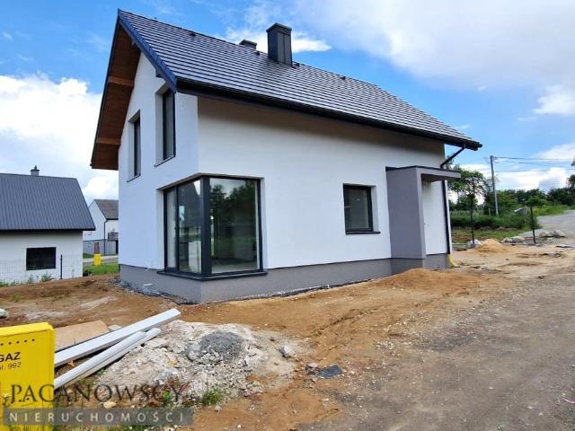 Zapraszam do obejrzenia domu 94 m² z 3 sypialniami w Białym Kościele