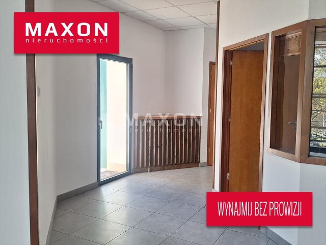 Ostatnie piętro biura z tarasem 107 m² w Warszawie