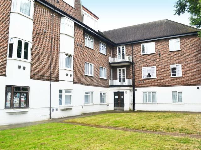 Osterley Court, Osterley TW7, 2 bed flat to rent, £1,825 pcm | PrimeLocation