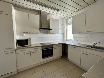 OSTFILDERN Downtown, perfect connected, very convenient, 980sqft 2 br apartment, 8km Kelley