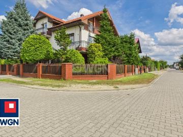 Przestronny dom z potencjałem na działalność, 293 m2
