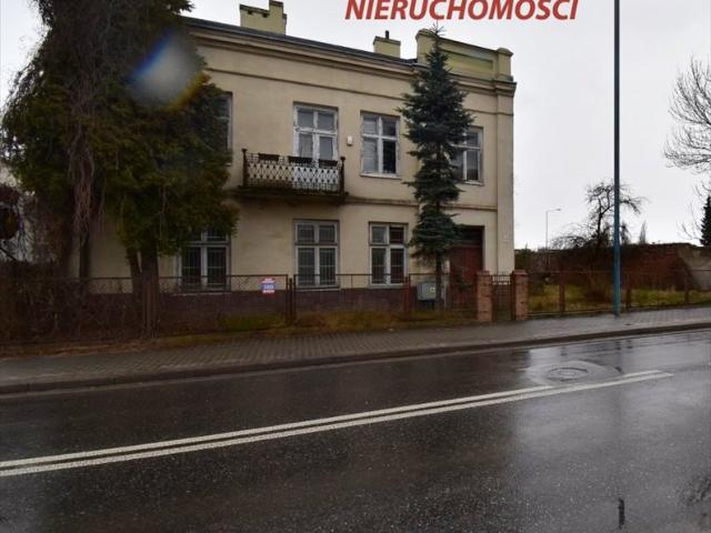 Kamienica z potencjałem, 2 kondygnacje, działka 937 m2