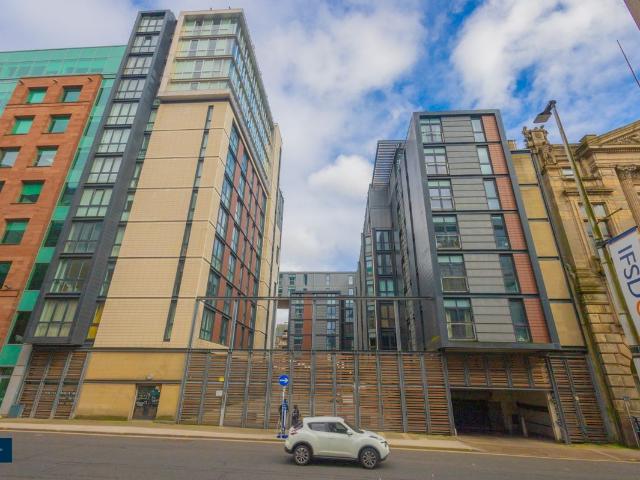 Oswald Street, Glasgow G1, 2 bed flat to rent, £1,300 pcm | PrimeLocation