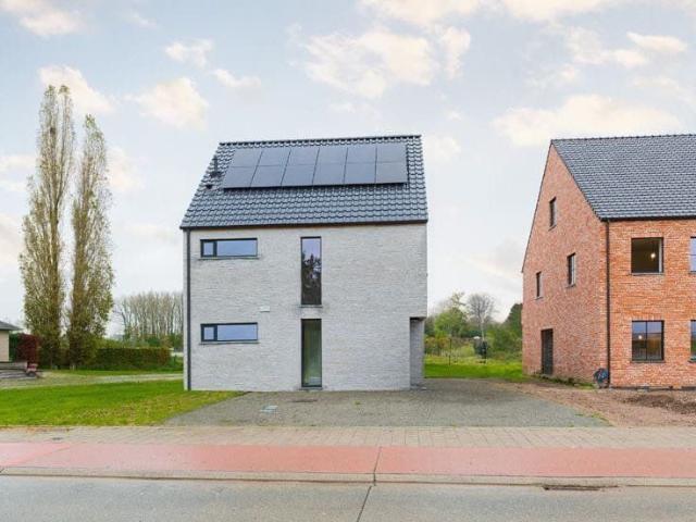 Op zoek naar een moderne woning met 3 slaapkamers!