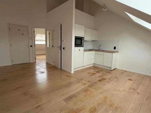 Op centrale ligging zeer aangenaam 1 slpk appartement