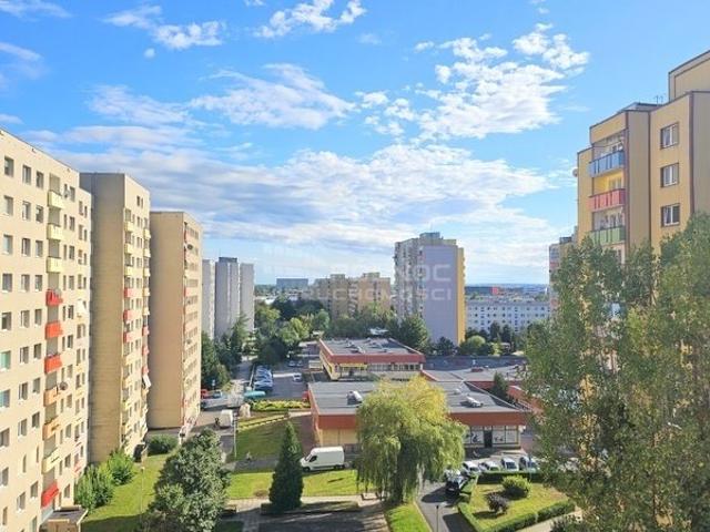 3 pokojowe mieszkanie z dużym balkonem potencjał aranżacyjny