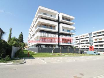 Nowoczesny apartament z balkonem i garażem w Opolu