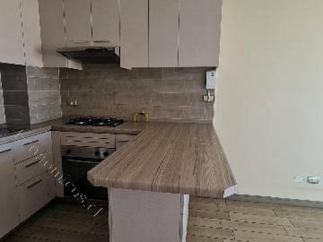 Oportunidad ! 2 D + 1 B, Balcón,Estac $420.000