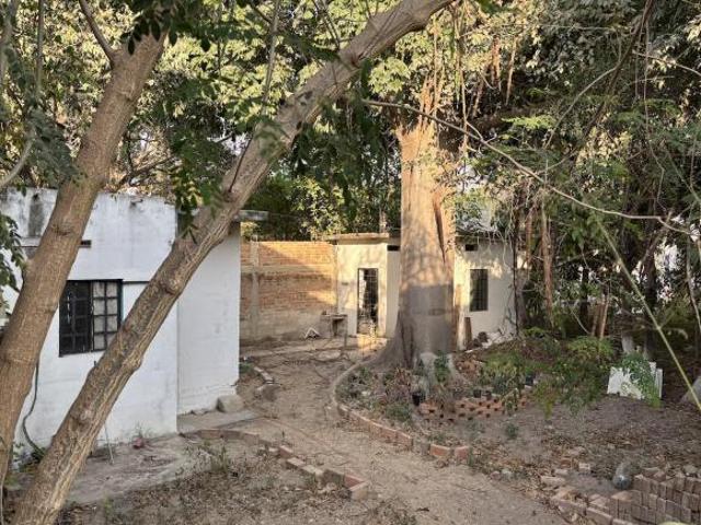¡Oportunidad Terreno en Puerto Vallarta Floresta:240 m² con 2 cuartos!