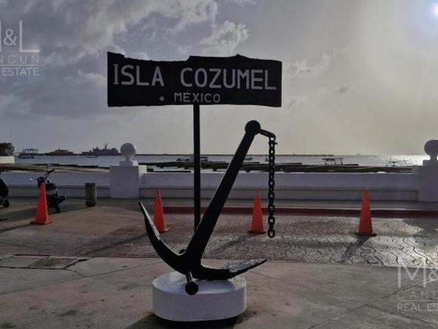 Oportunidad. Terreno En Venta en Cozumel de Uso Mixto 301 m2. Colonia Centro