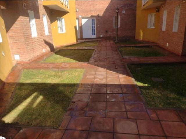 Oportunidad último Duplex Entre Ríos 400 Norte Con Cochera. Sin Comisión Inmobiliaria