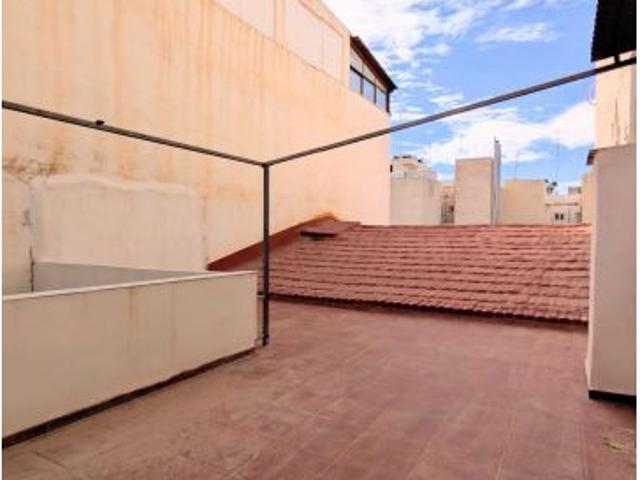 ¡OPORTUNIDAD ÚNICA, ZONA CORAZÓN DE JESÚS, PISO TOTALMENTE REFORMADO, 3 DORMITORIOS, 1 BAÑO, TERRAZA
